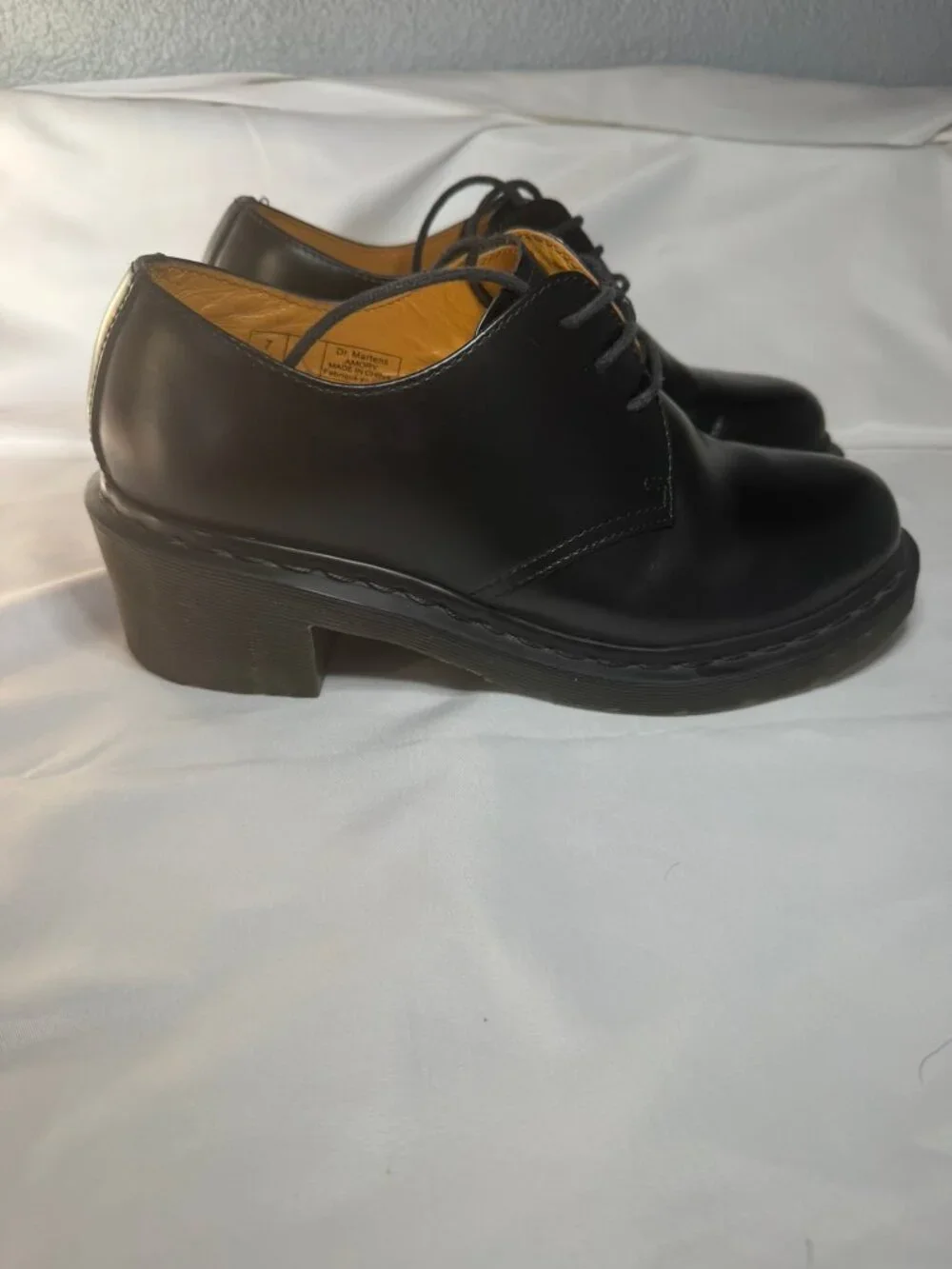 Dr. Martens Amory Leather Oxford Heels Women's 9